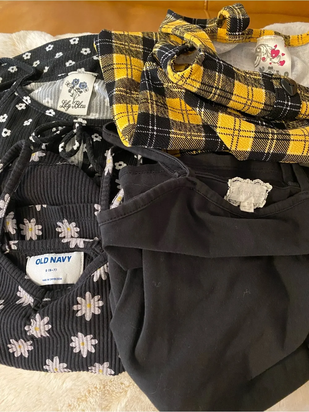 Old Navy set four